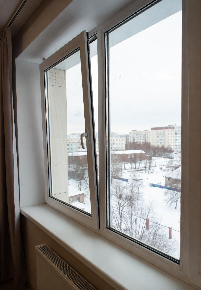 Современные пластиковые окна в квартире